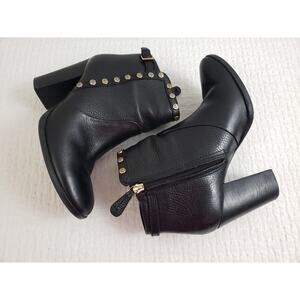 Tory Burch Mae Bootie Shoes Sz 8M Black Leather Studded Logo Side Zip Block Heel